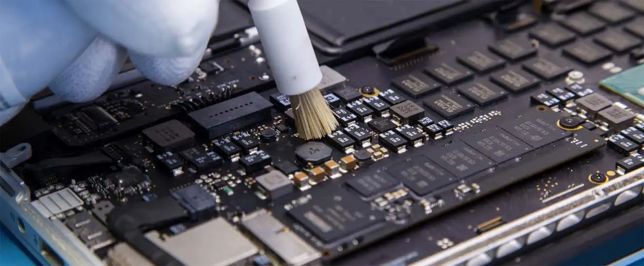 Чистка Apple MacBook от пыли в посёлке Электроугли | Замена термопасты