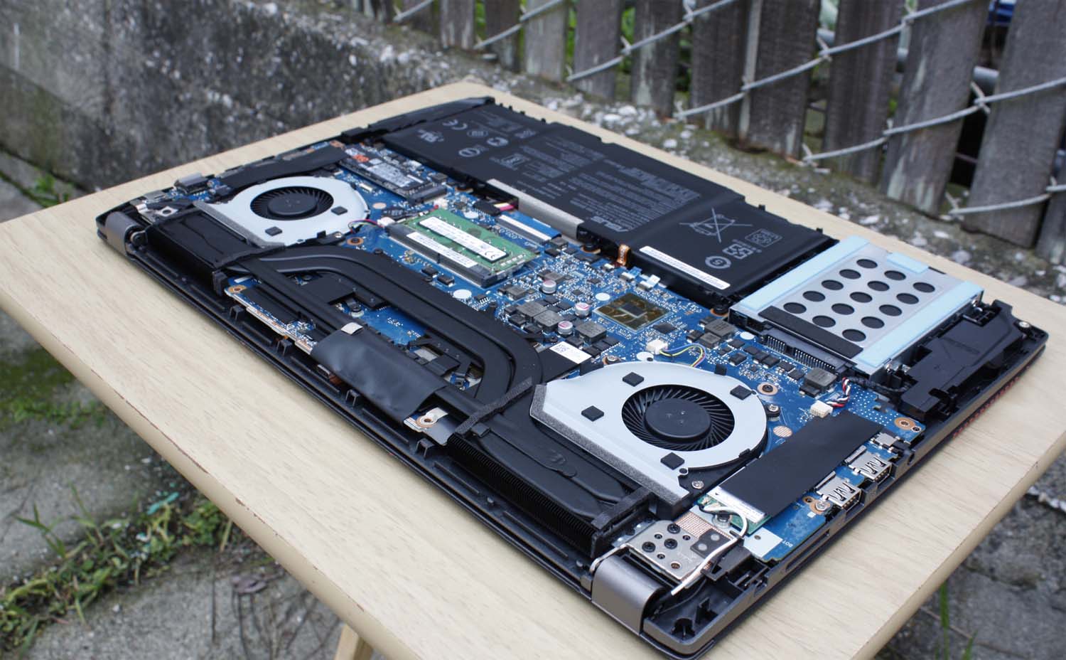Замена или ремонт видеочипа ноутбука Compaq в посёлке Электроугли